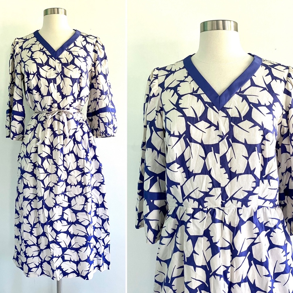 Vintage 60’s mod frond leaves purplish blue & white dress